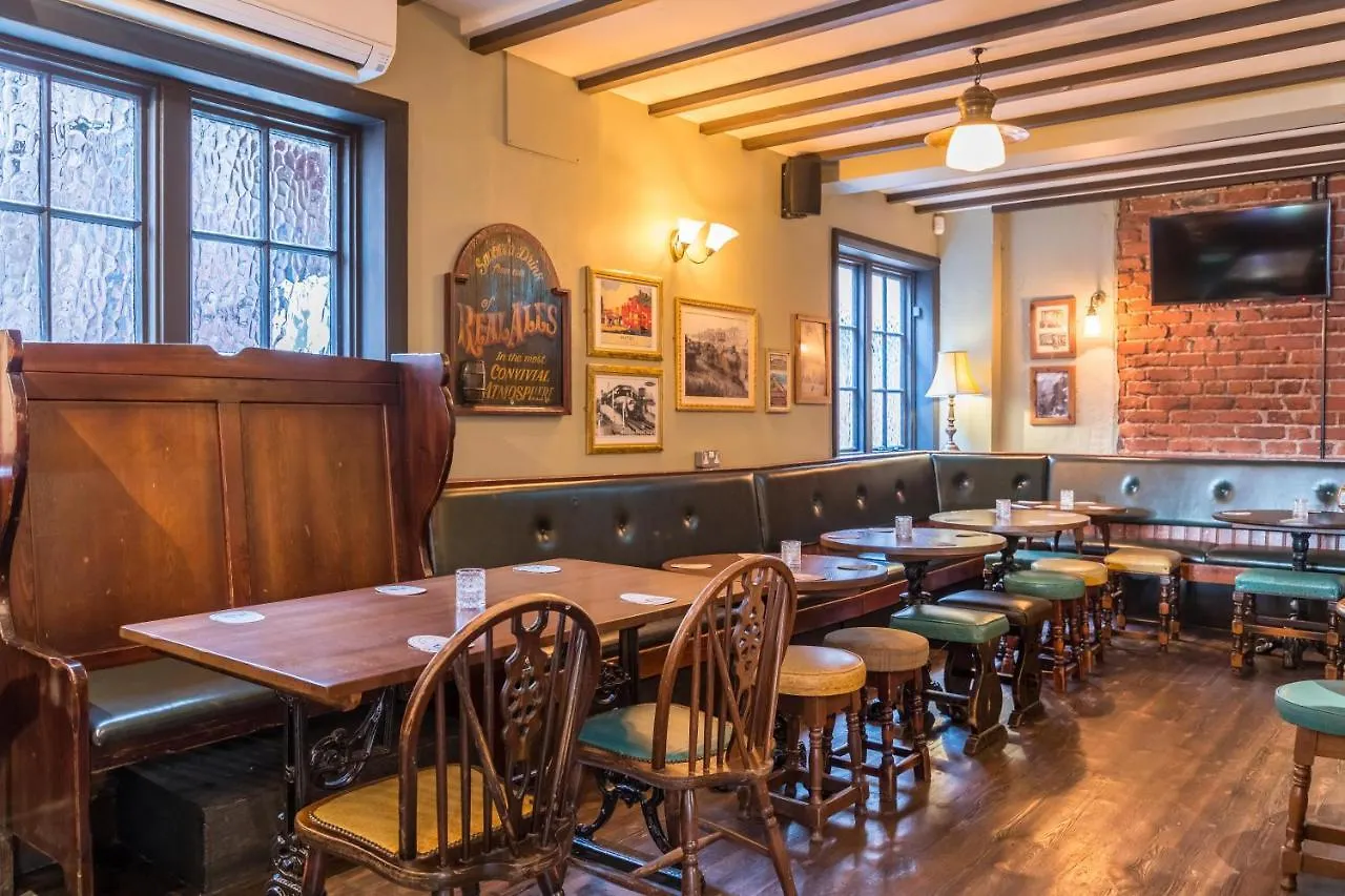 ***  The Station Inn Whitby Reino Unido